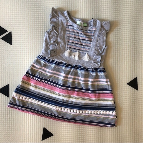 🎉3 For 15$🎉 Tasseled Ruffled Multicolor Striped Gray Baby Dress Size 6 M - Picture 2 of 5